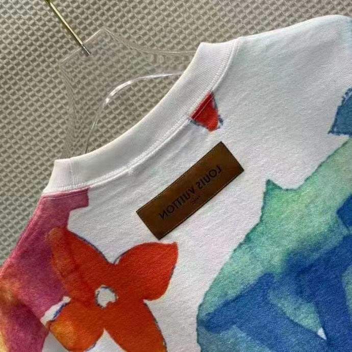 Picture of Louis Vuitton T Shirts Short _SKULVS-2XL12dtrA3038001